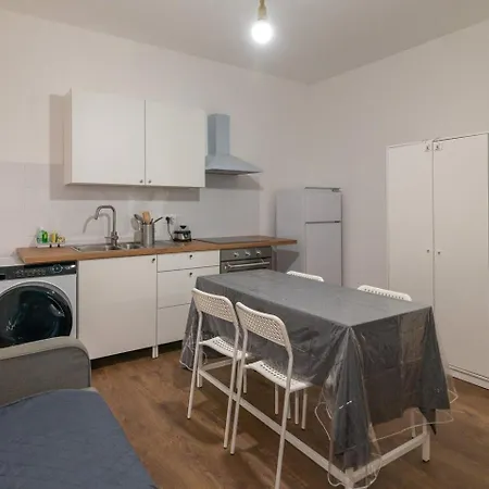 Private Davinz * Rom